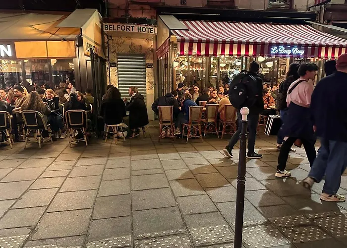 Superbe Porte Saint Martin Daire Paris