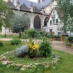 Superbe Porte Saint Martin
