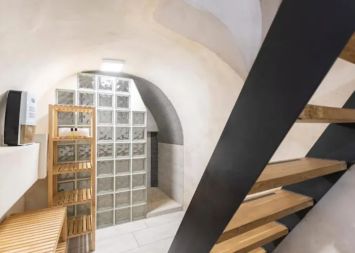 Superbe Porte Saint Martin Paris