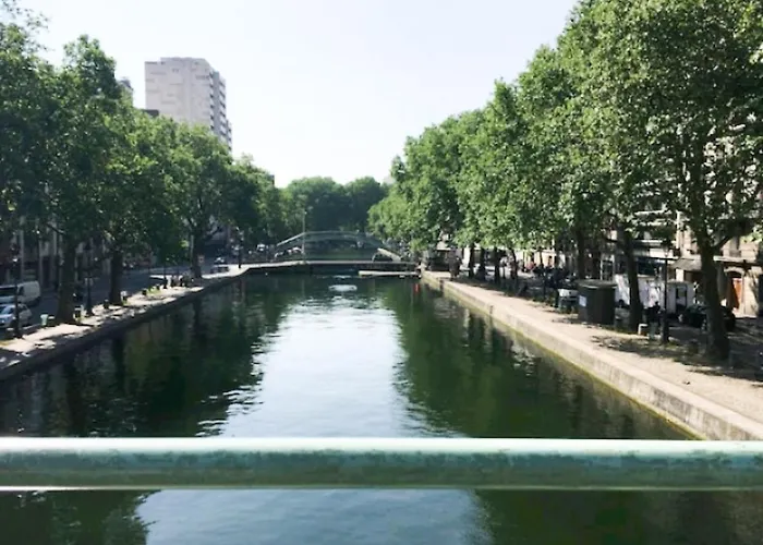 Superbe Porte Saint Martin Paris