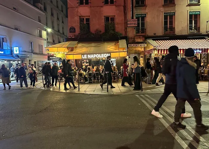 Superbe Porte Saint Martin