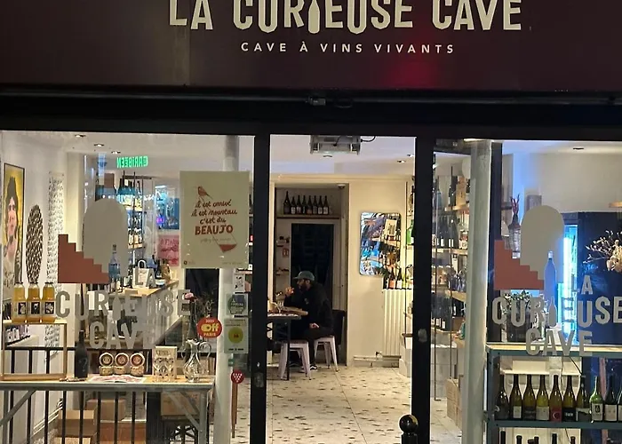 Superbe Porte Saint Martin 아파트 *