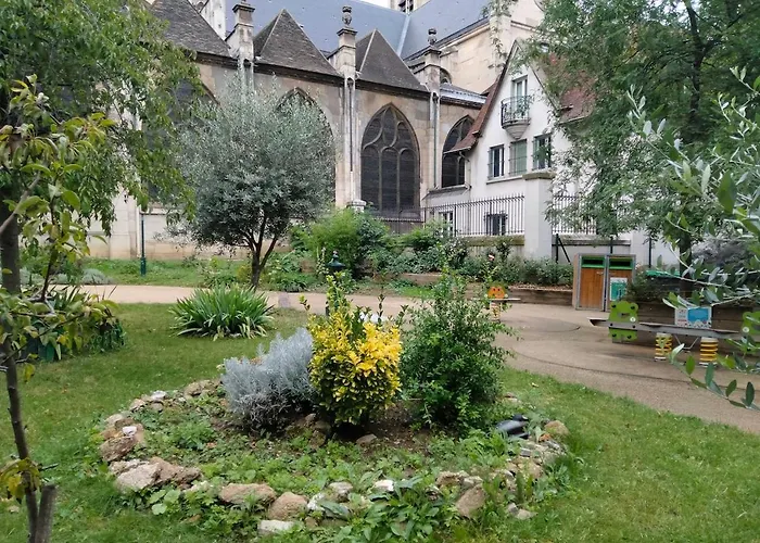 Superbe Porte Saint Martin