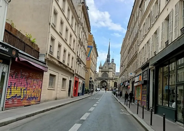 Superbe Porte Saint Martin 아파트 *